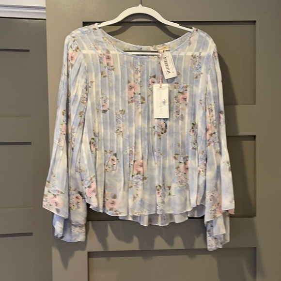 Floral blouse - New with tags - Picture 1 of 1